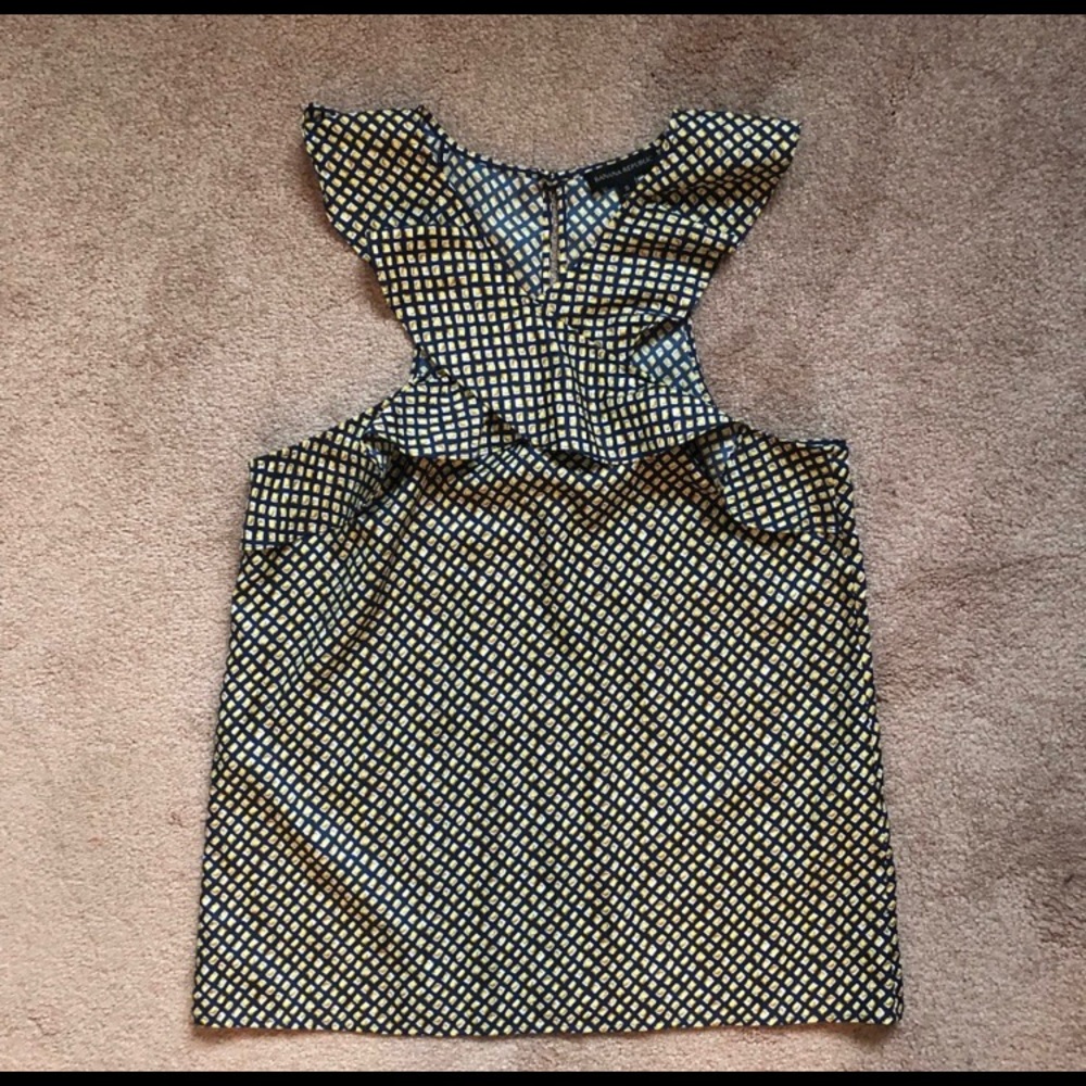 Banana Republic Ruffle Flutter Halter Tank, Small